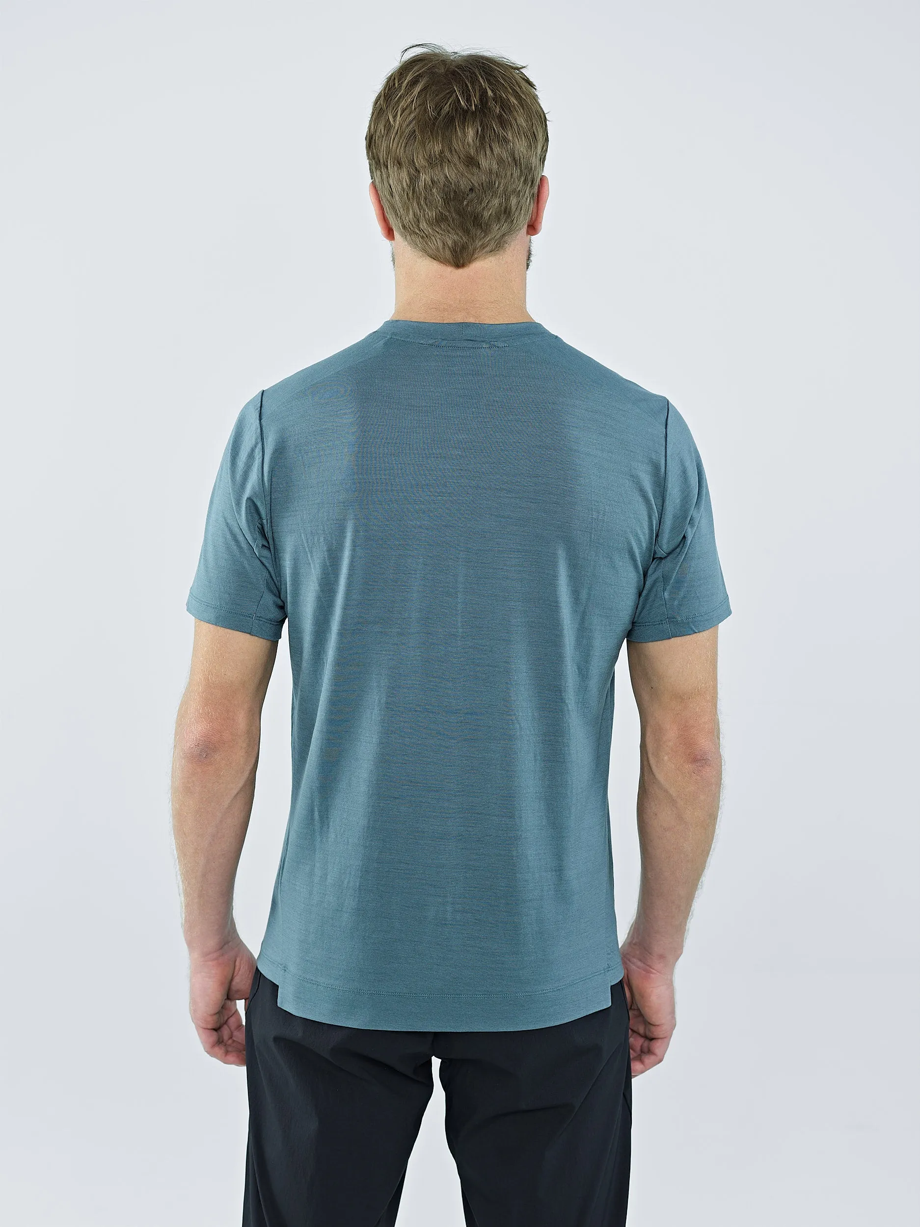 HERREN MEWATI CHEST POCKET T-SHIRT