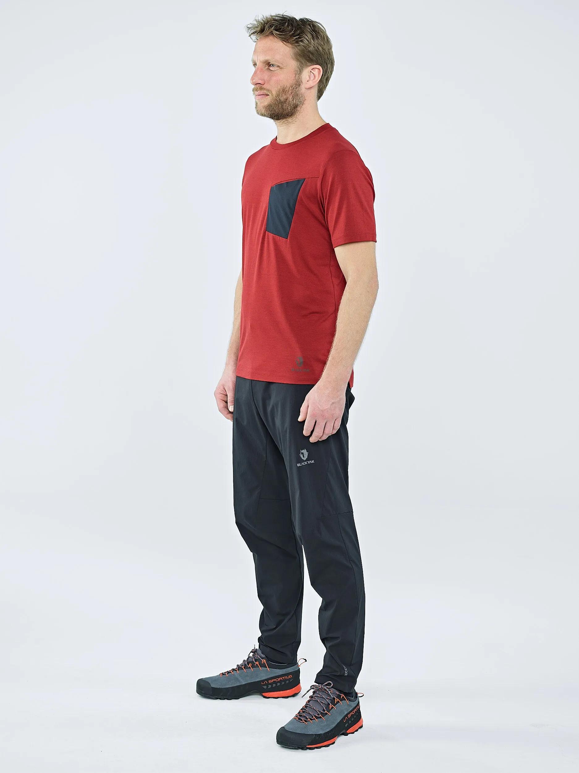HERREN MEWATI CHEST POCKET T-SHIRT