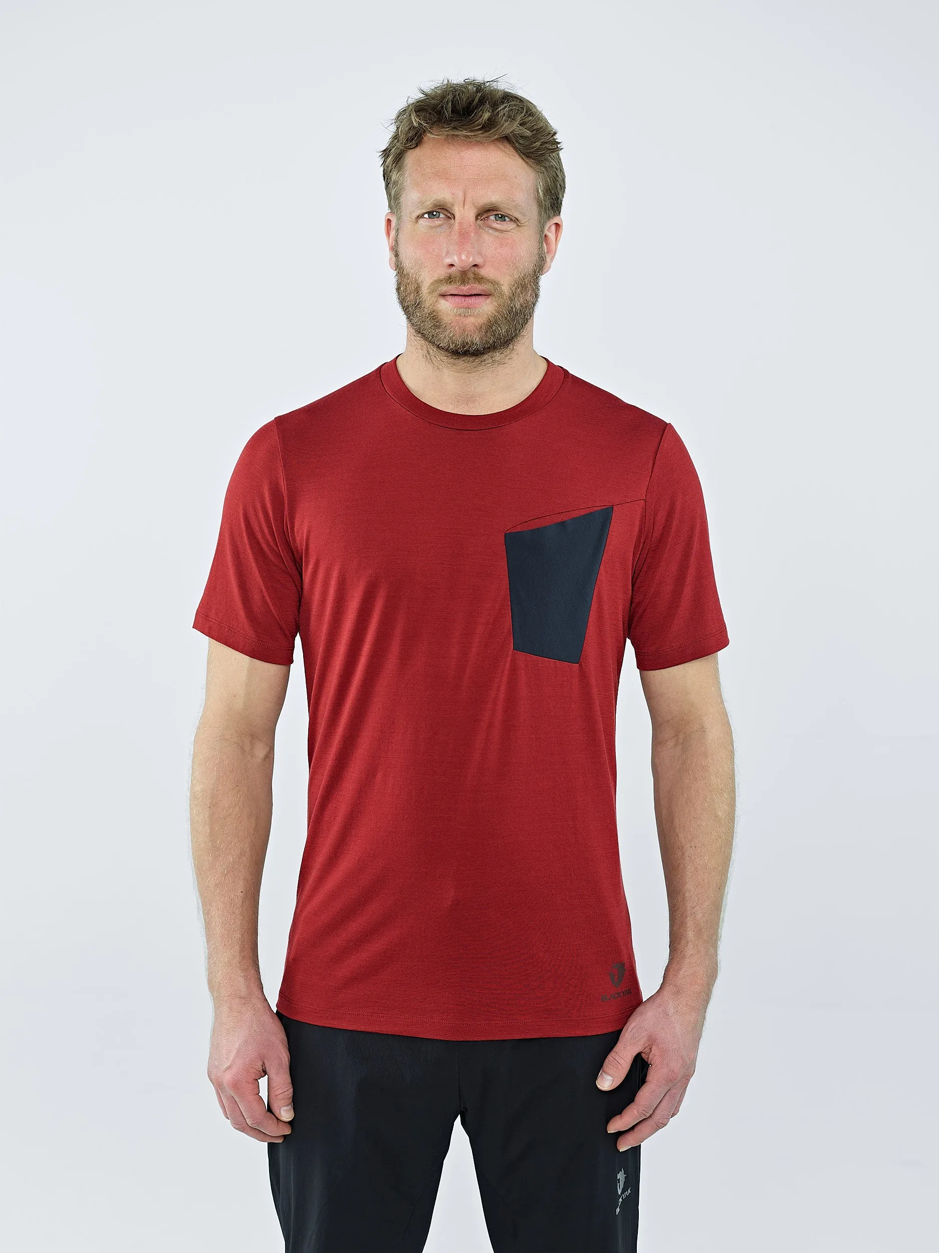 HERREN MEWATI CHEST POCKET T-SHIRT