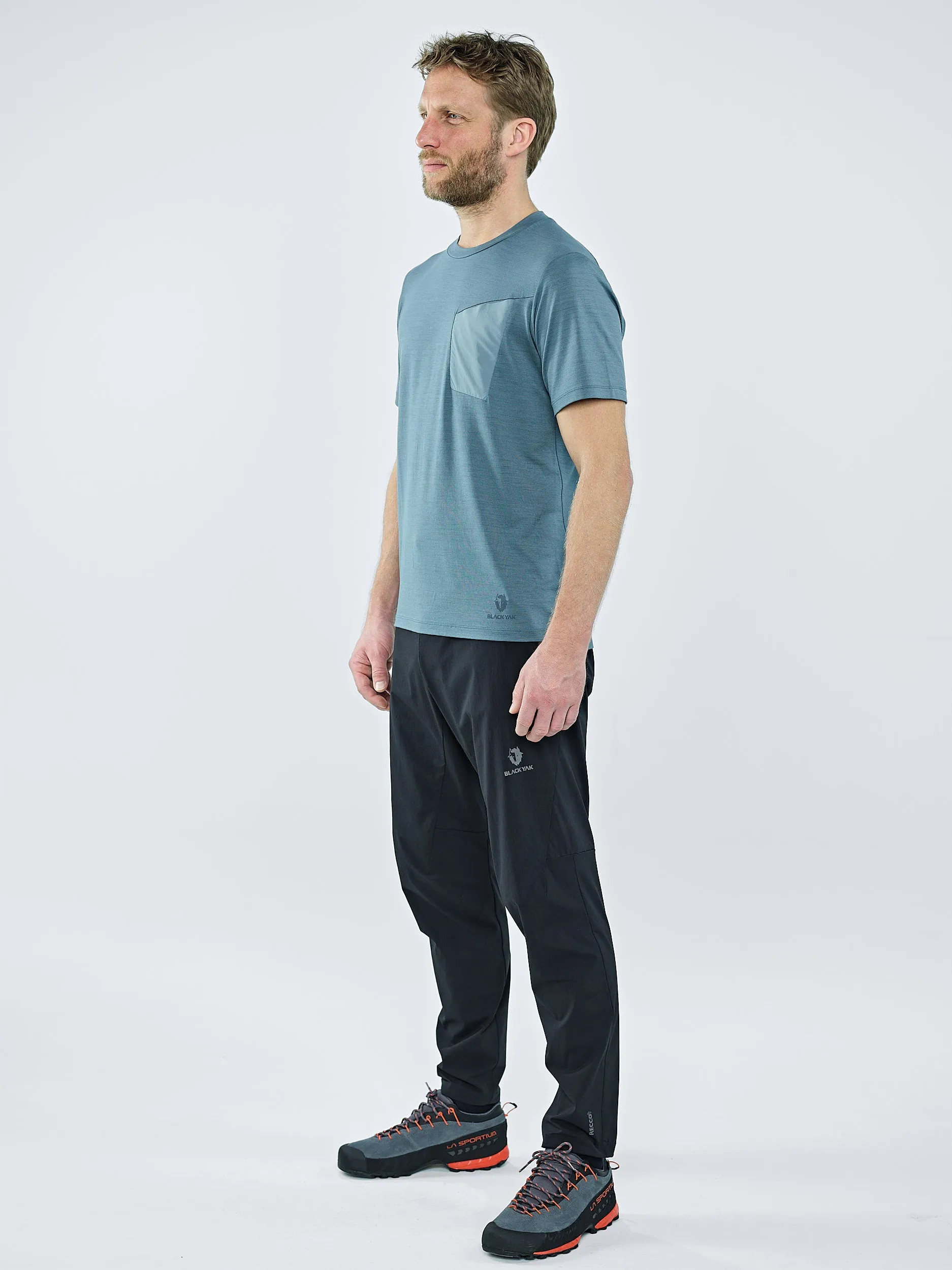 HERREN MEWATI CHEST POCKET T-SHIRT