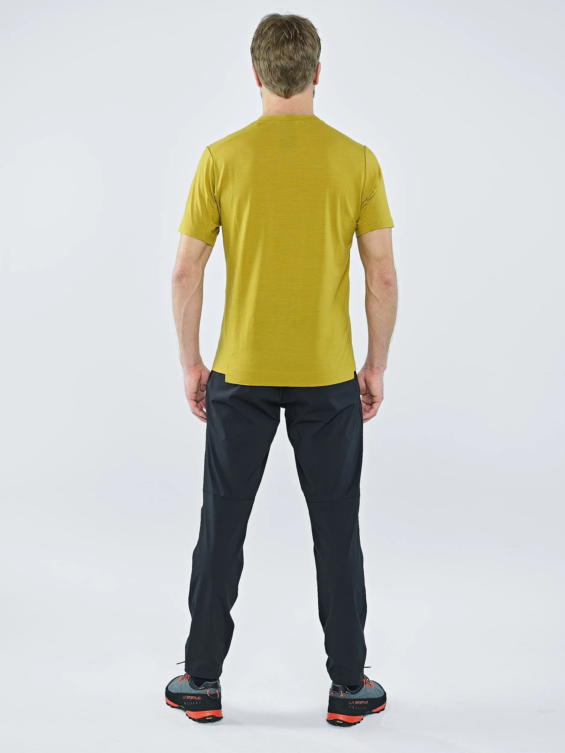 HERREN MEWATI CHEST POCKET T-SHIRT