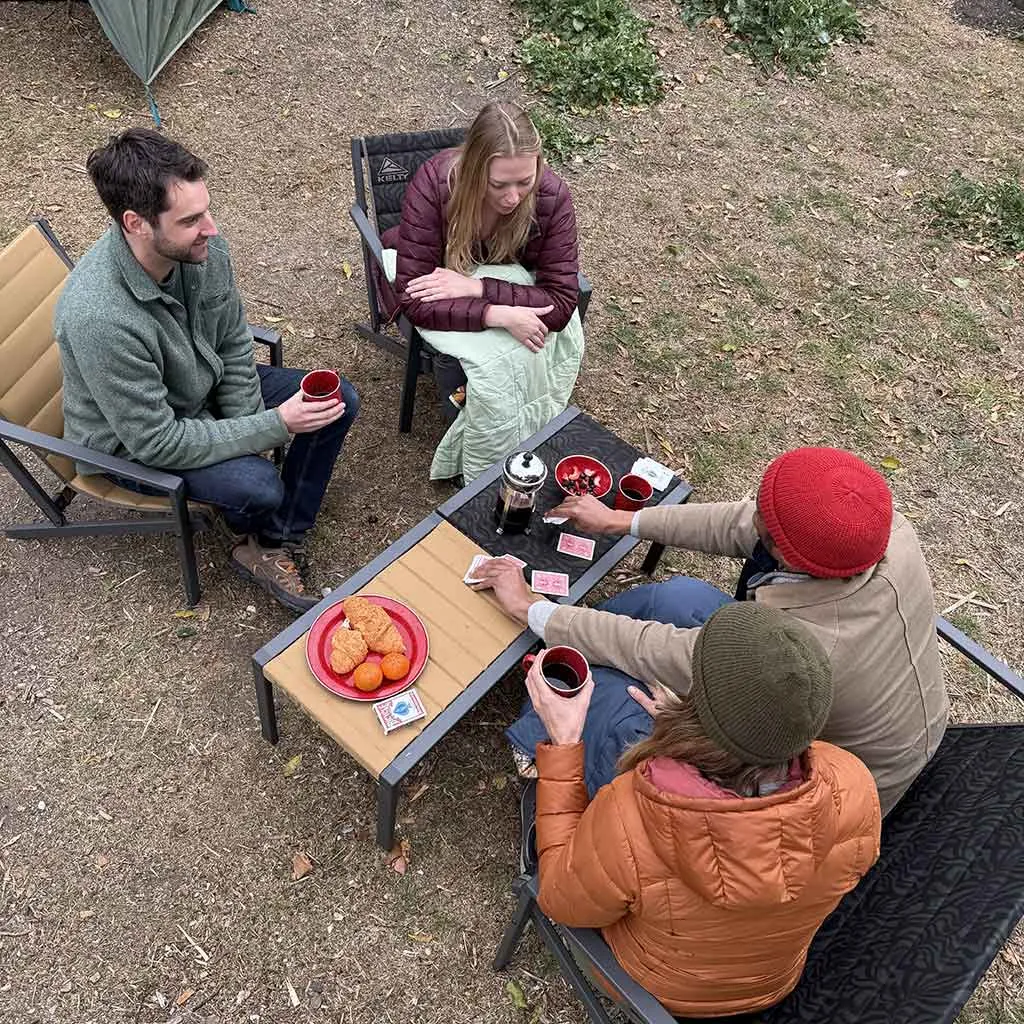 Rad-Arondack Table